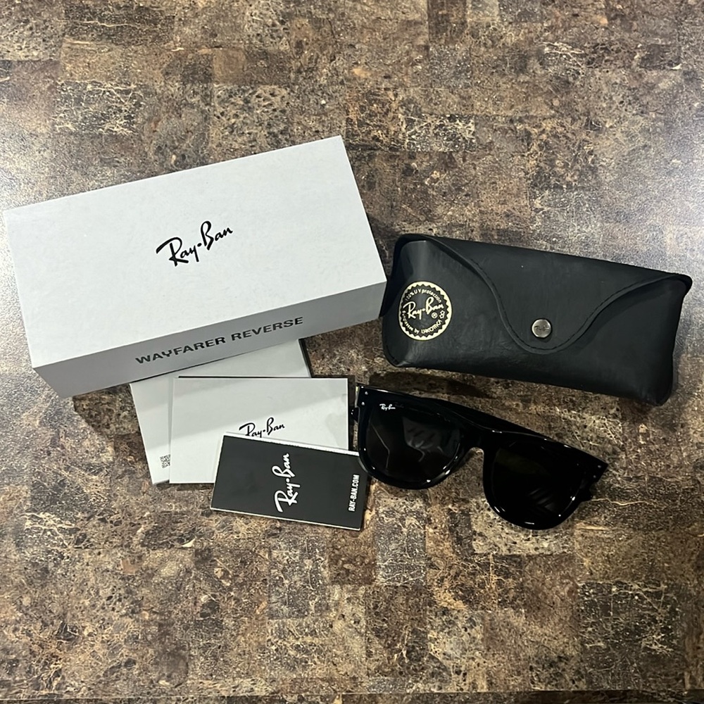 Ray-Ban Wayfarer Reverse Sunglasses